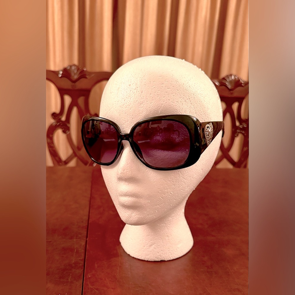 ITALY DESIGN, #ML2125 C2 59018-117-Heart Crest Black Sunglasses Dark Purple Lens - Picture 1 of 10